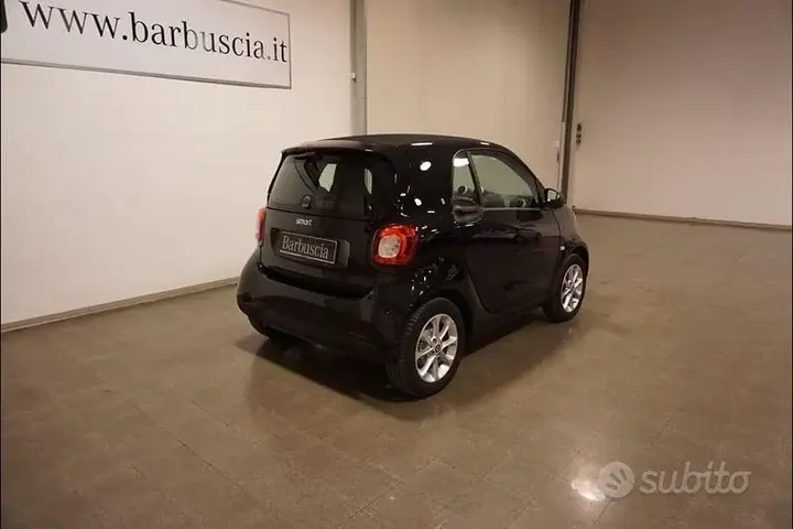 Smart Fortwo 2017 photo 3