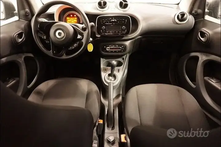 Smart Fortwo 2017 photo 5