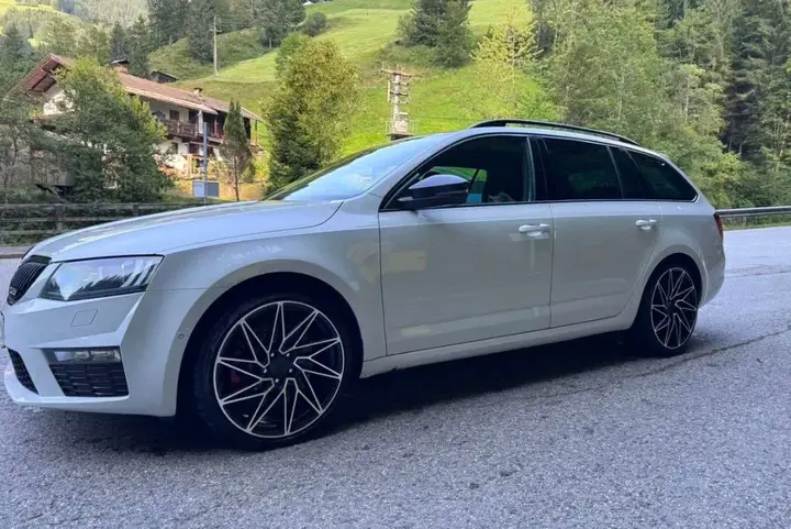 Skoda Octavia Rs 2016 photo 3