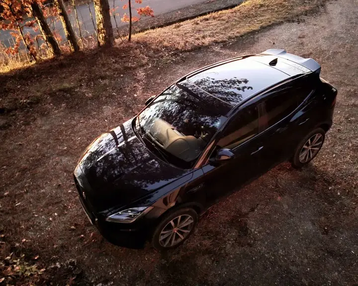 Jaguar E-Pace 2019 photo 3