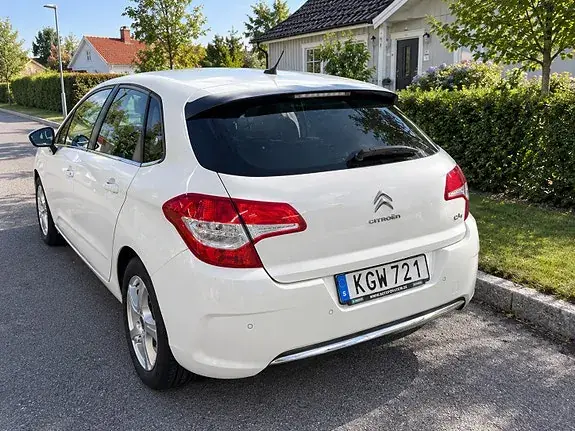 Citroen C4 2013 photo 2