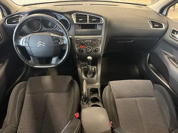 Citroen C4 2013 photo 3