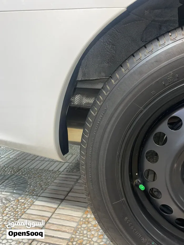 Nissan Sunny 2025 photo 2