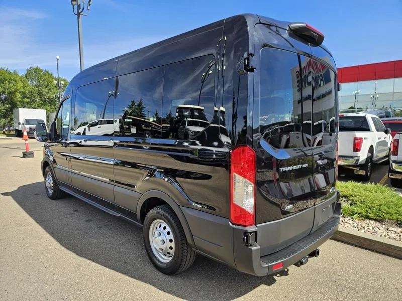 Ford Transit 2025 photo 3