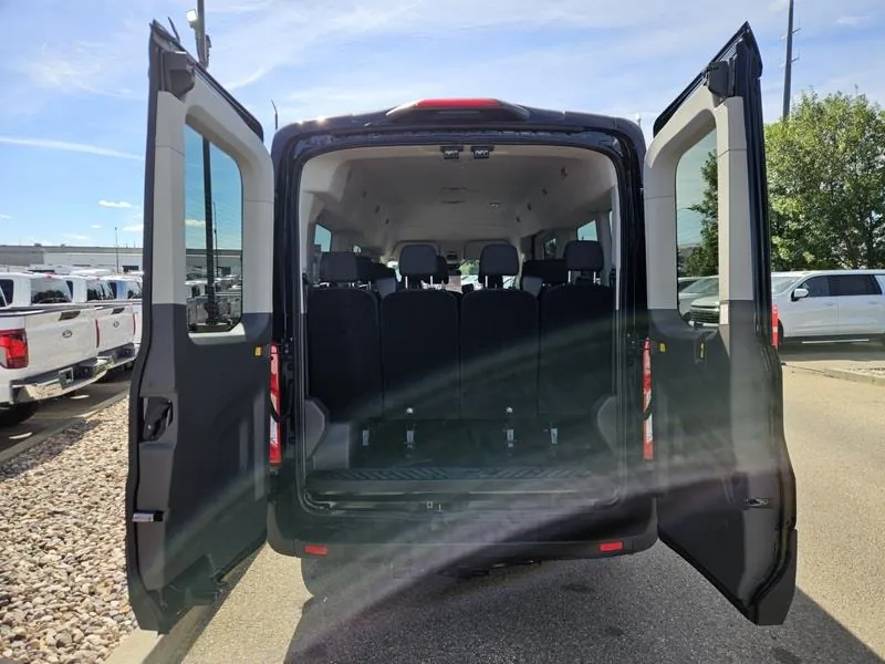 Ford Transit 2025 photo 5