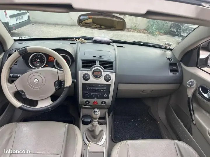 Renault Megane 2005 photo 2