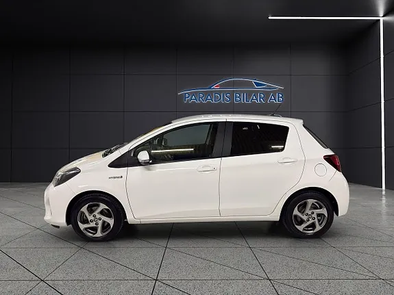 Toyota Yaris 2014 photo 2