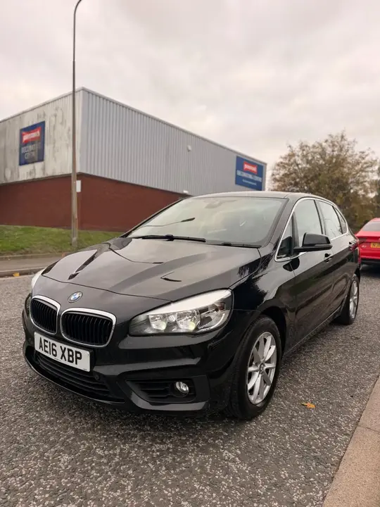 BMW 2 Series Active Tourer 2016 photo 3