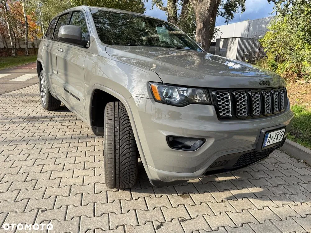 Jeep Grand Cherokee 2020 photo 2