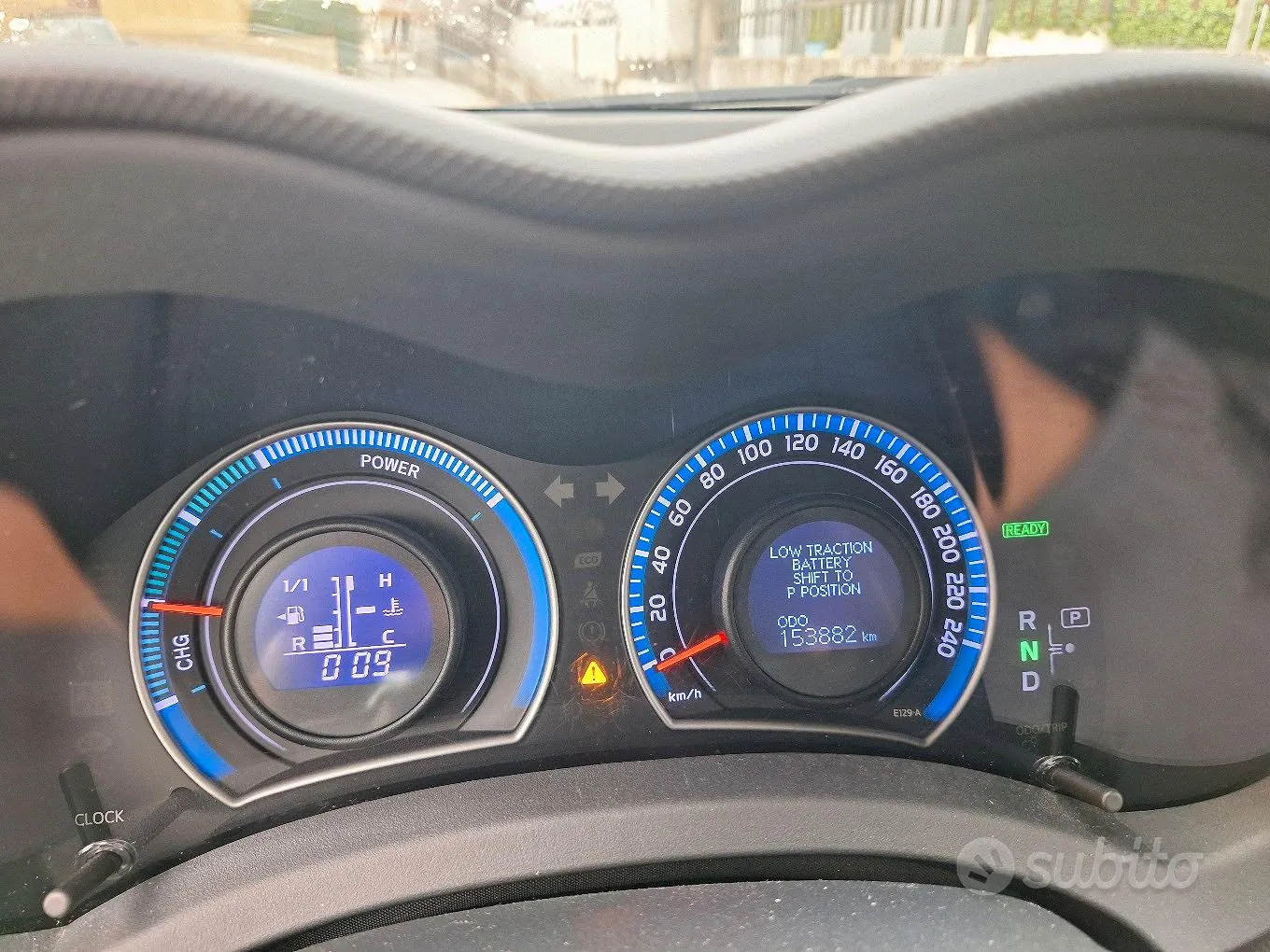 Toyota Auris 2011 photo 3