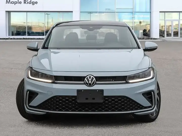 Volkswagen Jetta 2026 photo 2