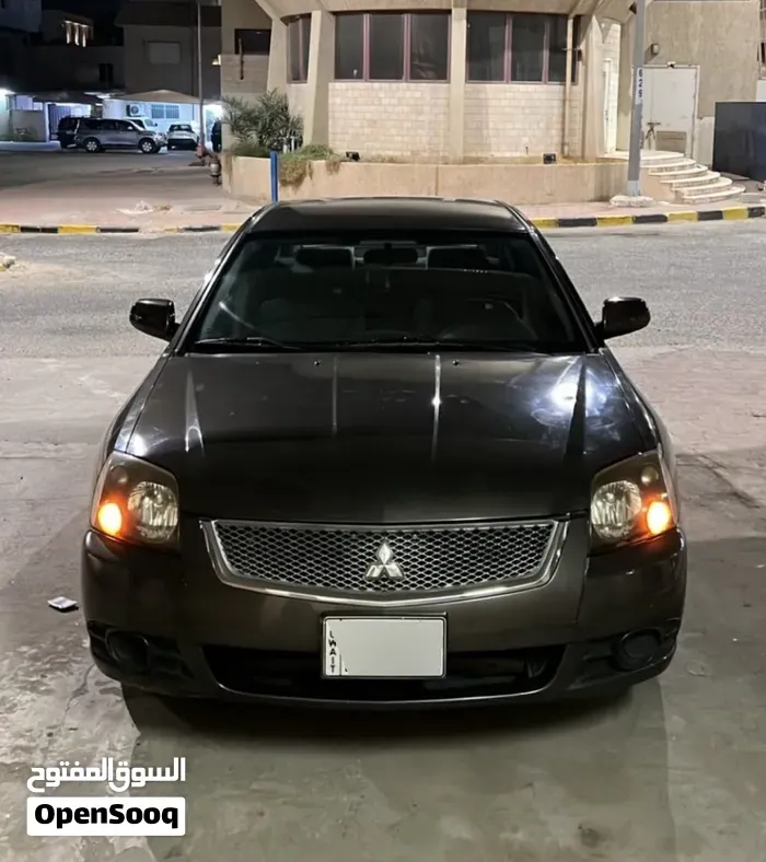 Mitsubishi Galant