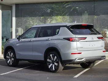 Mitsubishi Outlander 2026 photo 3
