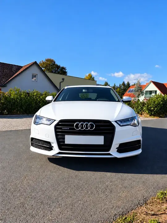 Audi A6 Avant 2017 photo 2