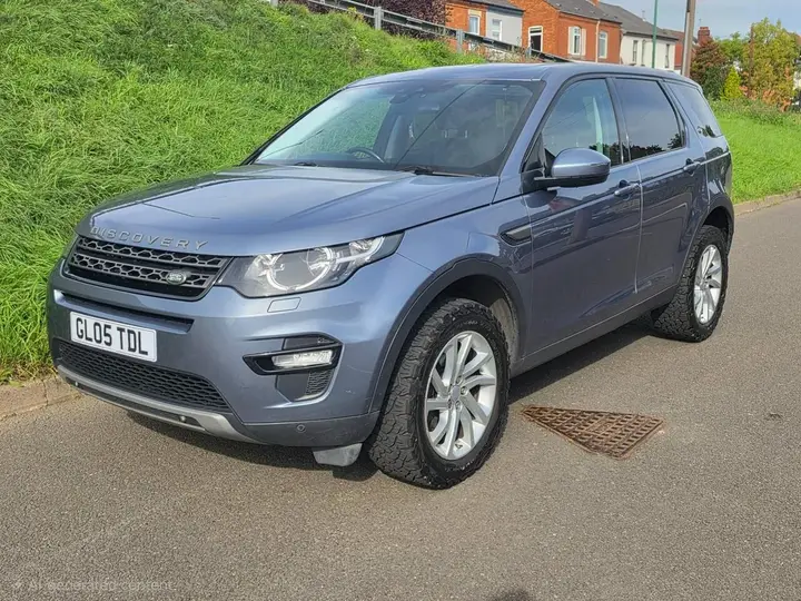 Land Rover Discovery Sport 2018 photo 3