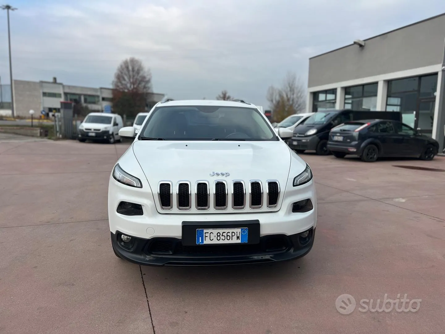Jeep Cherokee 2016 photo 2