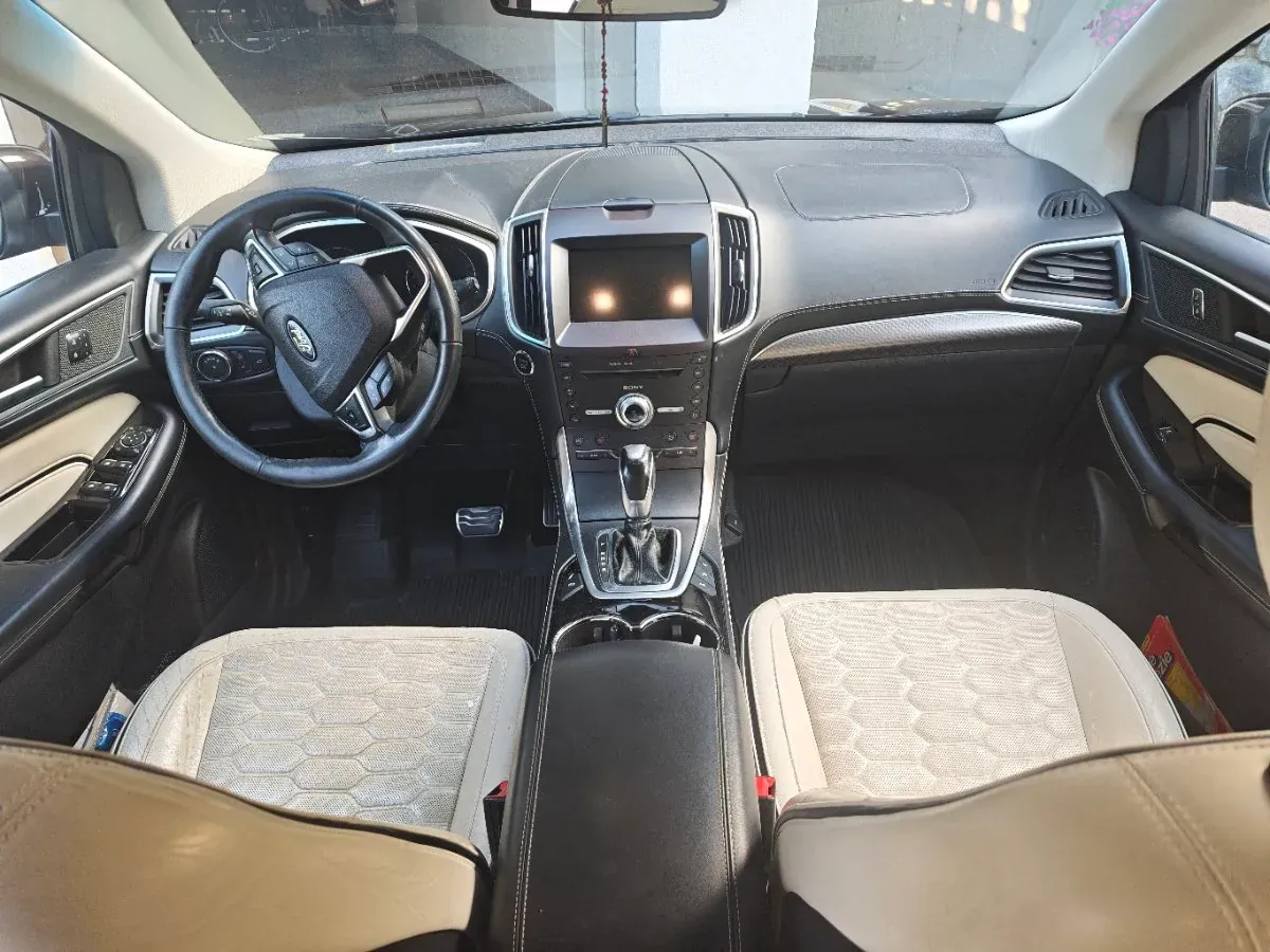 Ford Edge 2017 photo 3