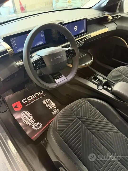 Lancia Ypsilon 2024 photo 4