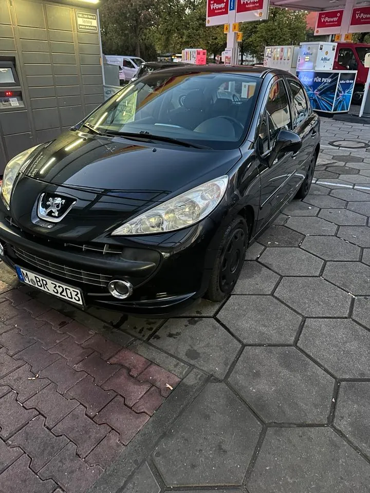 Peugeot 207
