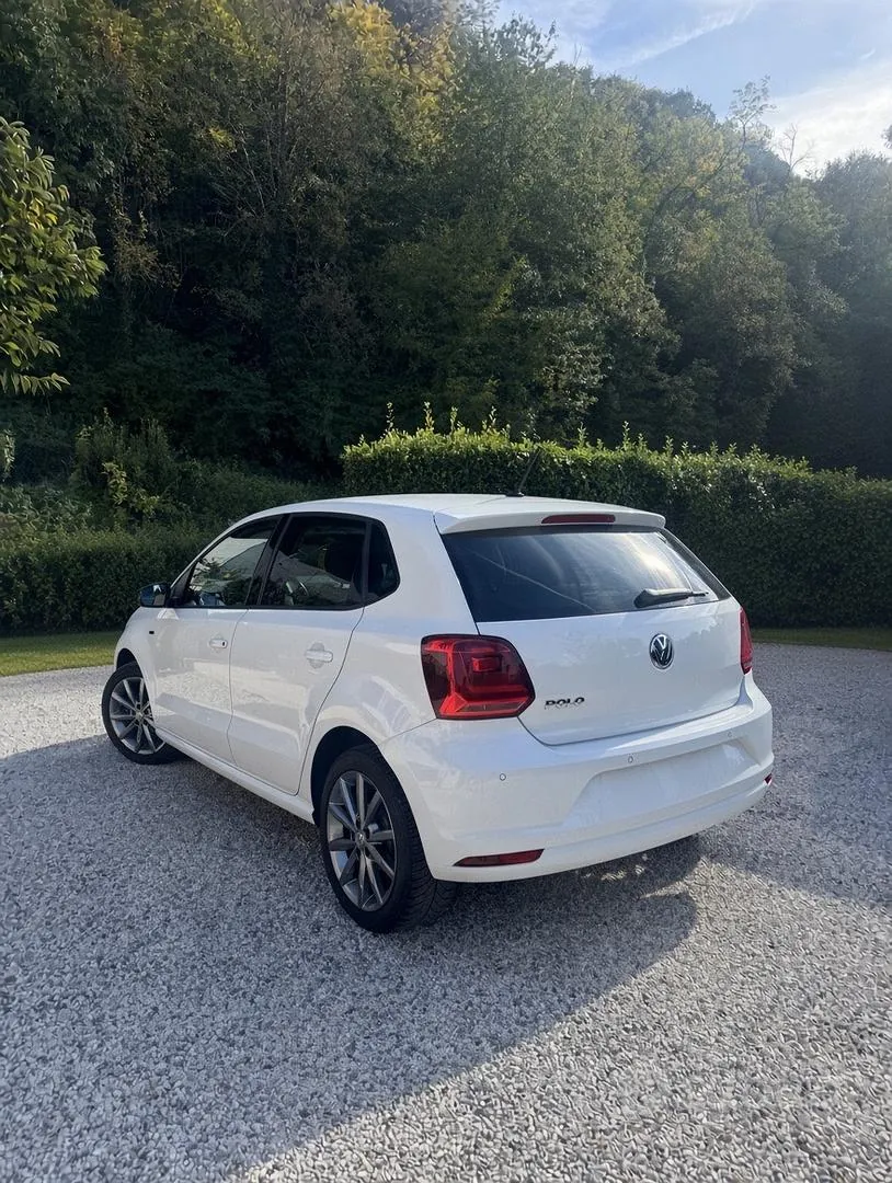 Volkswagen Polo 2015 photo 3