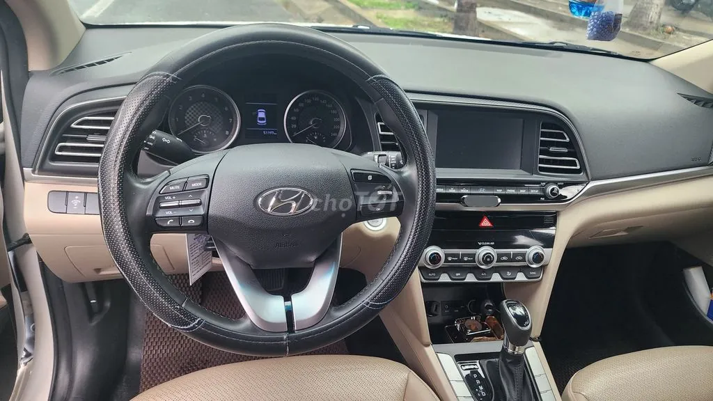 Hyundai Elantra 2020 photo 4