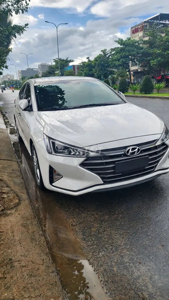 Hyundai Elantra 2020 photo 3