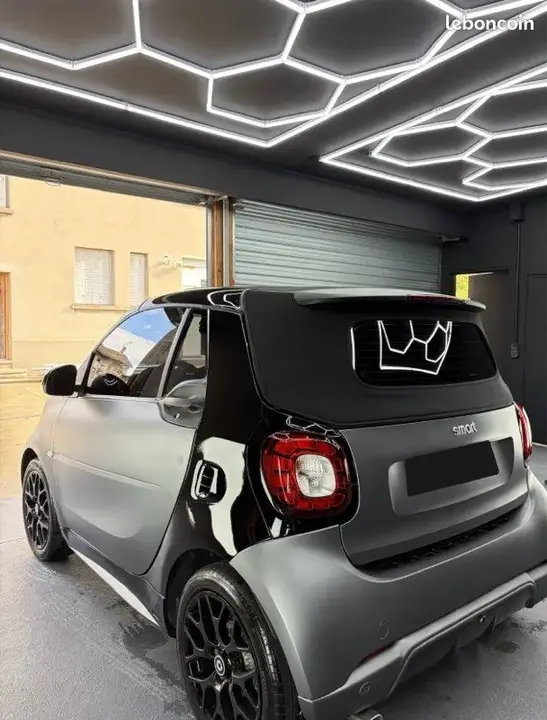 Smart Fortwo 2019 photo 3