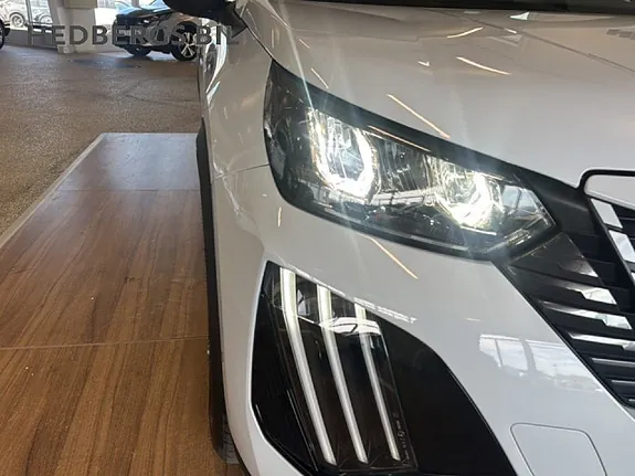 Peugeot 2008 2025 photo 4