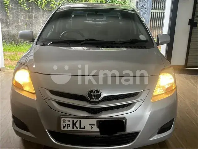 Toyota Belta 2007 photo 2