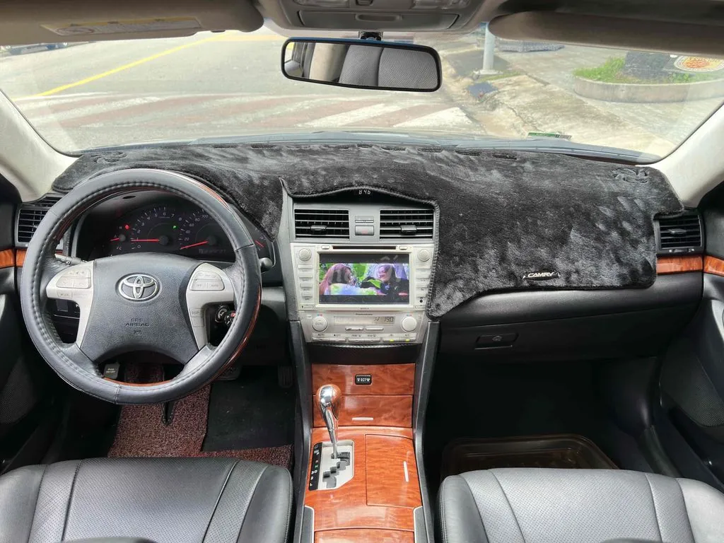 Toyota Camry 2010 photo 5