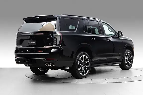 Chevrolet Tahoe 2026 photo 2