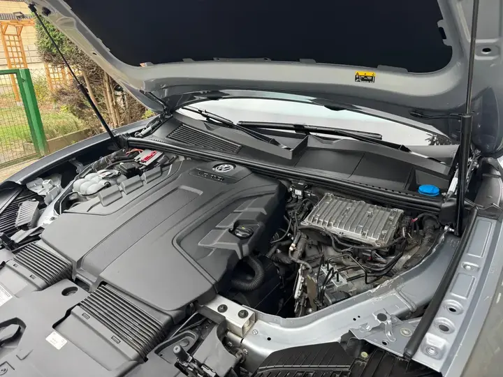 Volkswagen Touareg 2020 photo 3