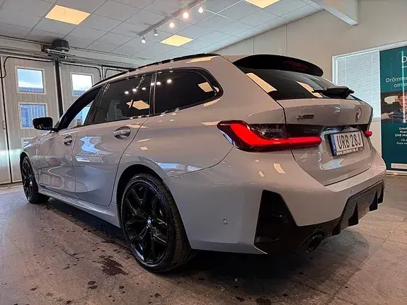 BMW 330E 2026 photo 3