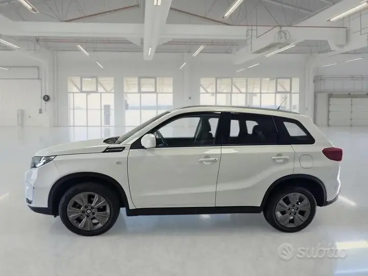Suzuki Vitara 2023 photo 5