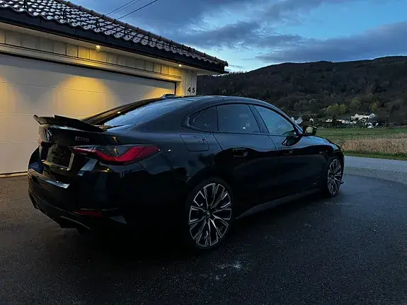 BMW I4 2023 photo 5
