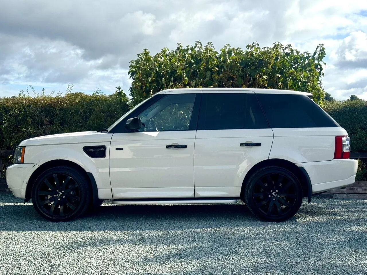 Land Rover Range Rover Sport 2009 photo 3