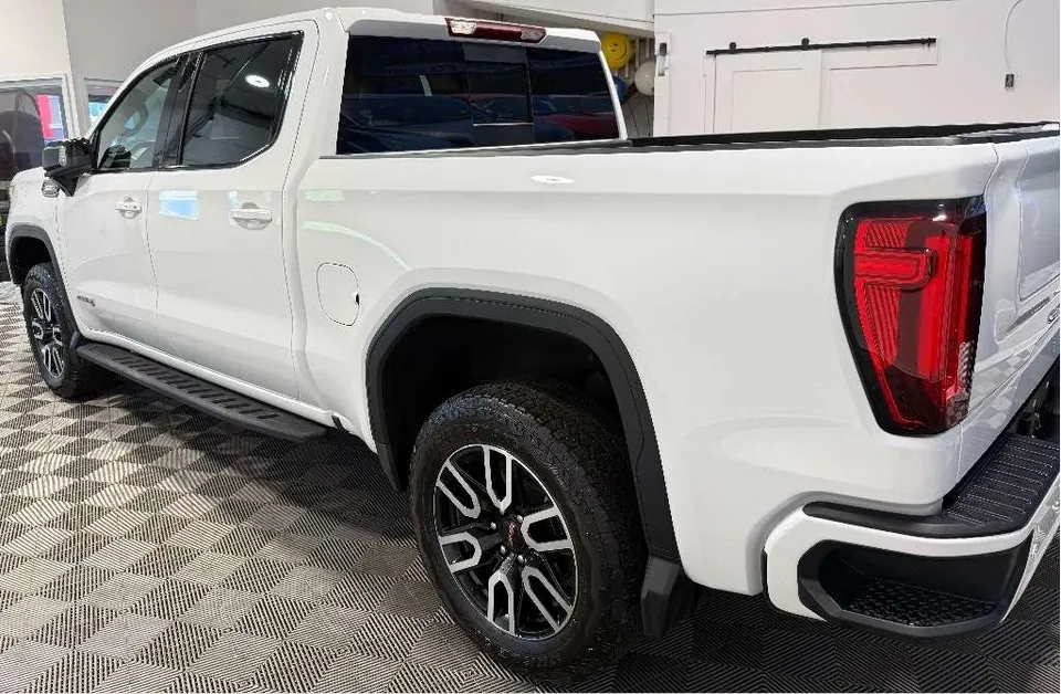 GMC Sierra 1500 2025 photo 3