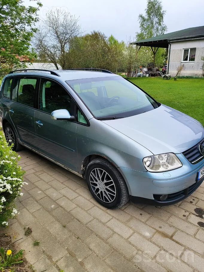 Volkswagen Touran 2007 photo 3