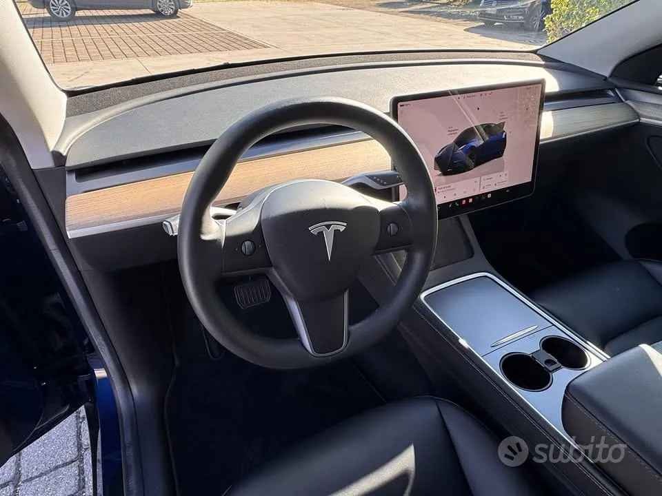 Tesla Model Y 2022 photo 5