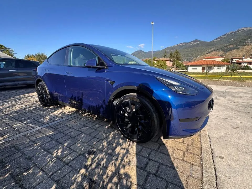 Tesla Model Y 2022 photo 3