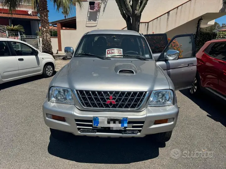Mitsubishi L200