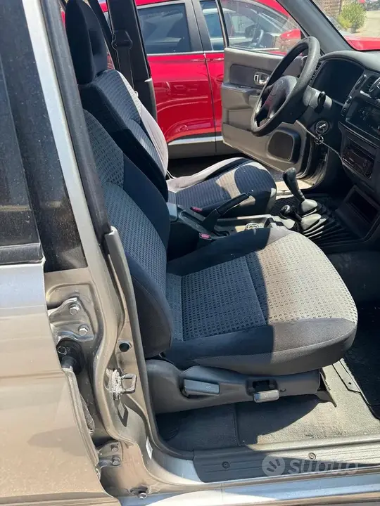 Mitsubishi L200 2003 photo 5