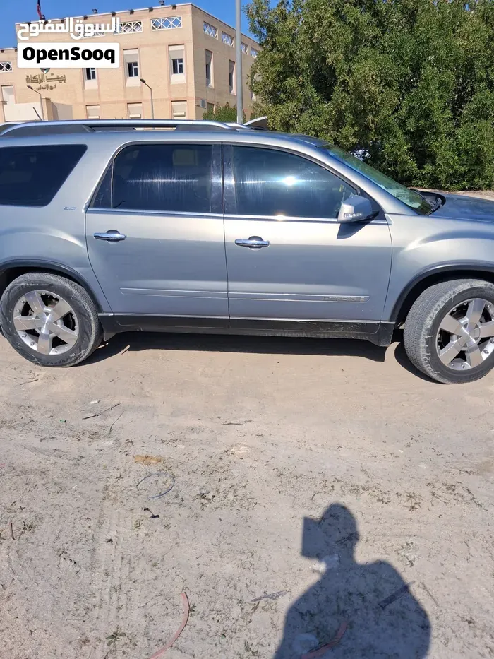 GMC Acadia