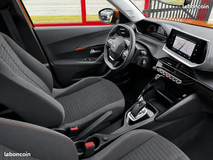 Peugeot 2008 2021 photo 2