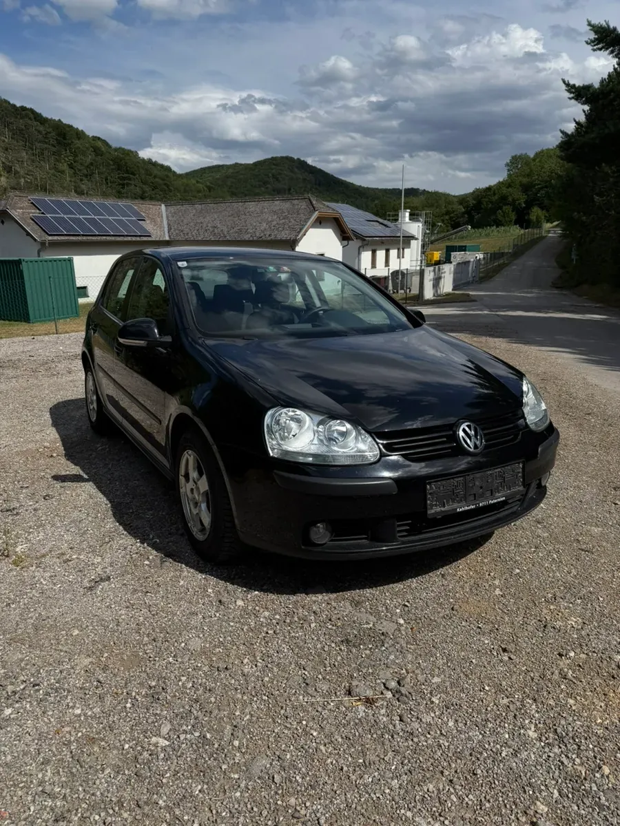 Volkswagen Golf 2005 photo 2