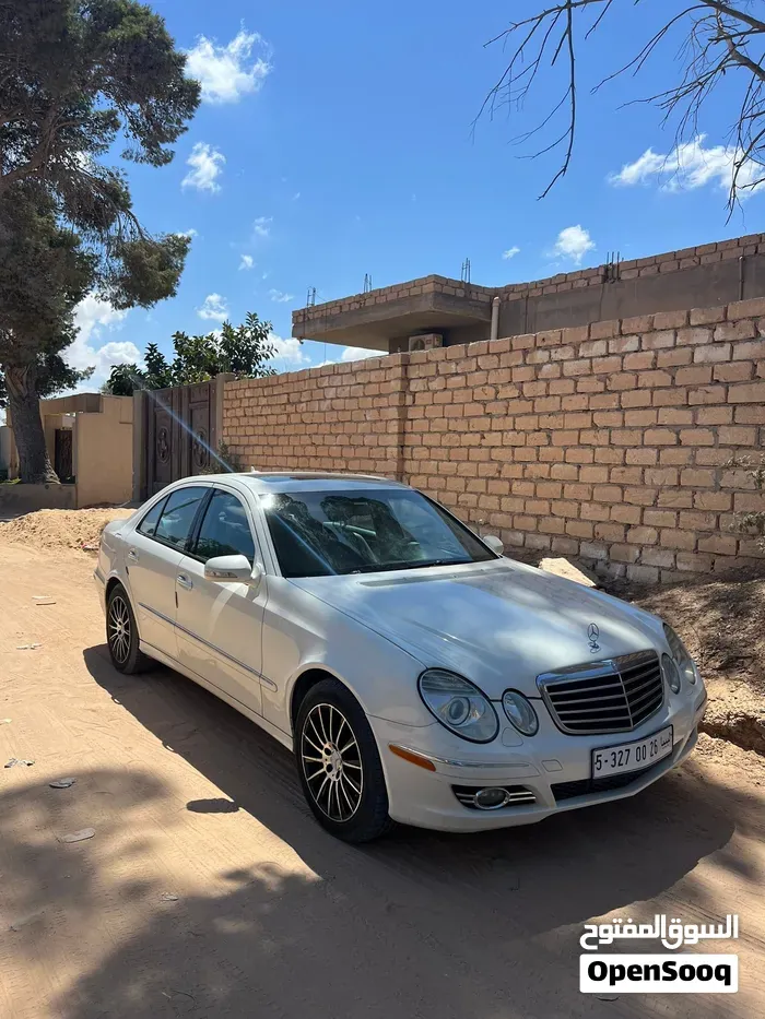 Mercedes-Benz E-Class 2009 photo 5