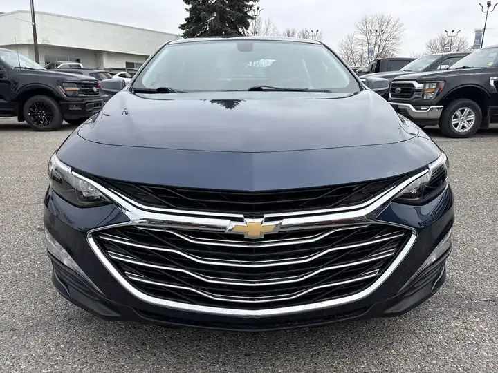 Chevrolet Malibu 2021 photo 4