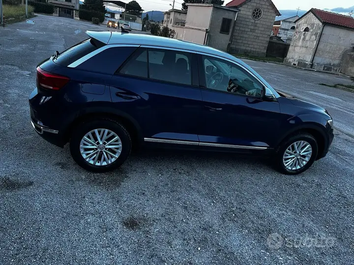 Volkswagen T-Roc 2020 photo 3
