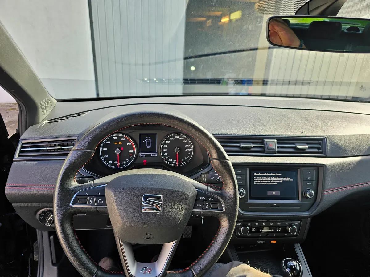 Seat Ibiza 2021 photo 2