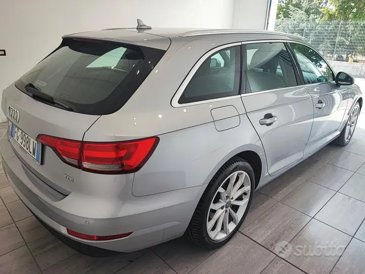 Audi A4 Avant 2017 photo 5